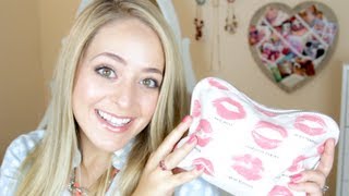 What's in My HONEYMOON Makeup Bag