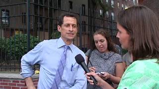 Anthony Weiner mocks British ITV reporter