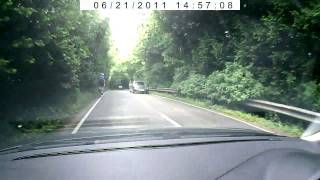 Dash cam - Stupid overtake near miss.