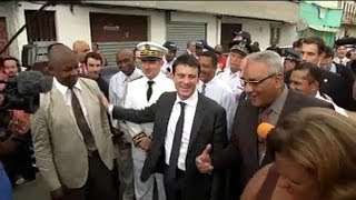 Visite sous pression en Martinique pour Manuel Valls - 17/10