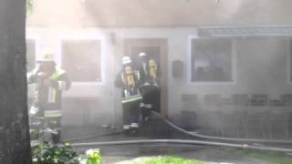 Die Tennishalle in Grafenau steht in Flammen