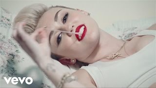 Miley Cyrus - Miley Answers Your Questions