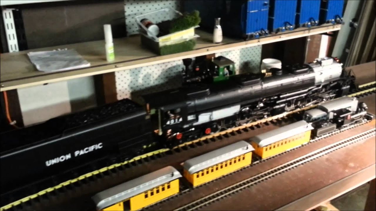 USA Trains Big Boy 1:29 Scale - YouTube