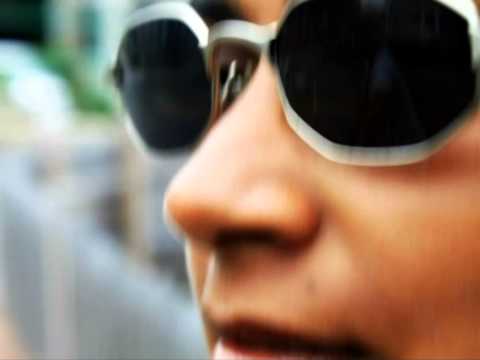 Lou Briel - AMADA MIA - de José Nogueras