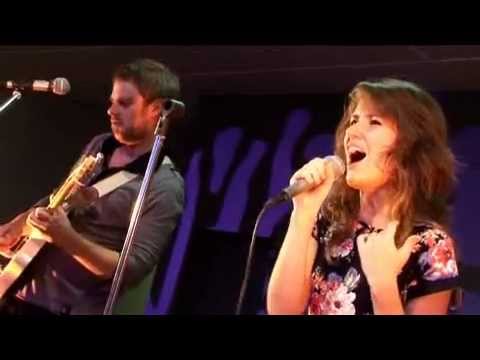 Un petit extrait de notre répertoire... Année 80, Disco, Abba, Black Eyed Peas, Rita Mitsouko, Katy Perry, Pink Martini... Nous animons vos soirées dansantes, mariages, bals associatifs, anniversaires... Contactez Manu au 06 07 02 07 59, orchestremanu@gmail.com http://www.orchestremanuetcybele.fr