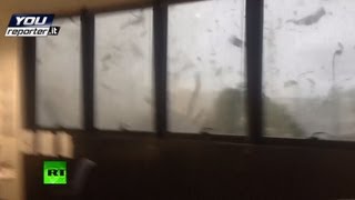 Итальянец снял видео из дома, попавшего в центр торнадо