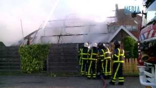 Grote brand woonboerderij Stevensweg Dordrecht