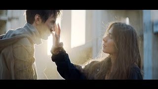 Элина Чага - Полетели вниз Скачать клип, смотреть клип, скачать песню