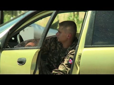 Ukraine\'s new Western-backed president faced pressure on Tuesday to negotiate with top rebel commanders after a surprise turnabout in which the insurgents agreed to a truce and talks on ending their pro-Russian uprising. Duration: 00:46