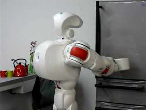TWENDY-ONE takes out the ketchup