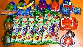 仮面ライダー鎧武【ガンバライジング】ﾁｮｺｽﾅｯｸ３開封 Kamen Rider Gaim snack