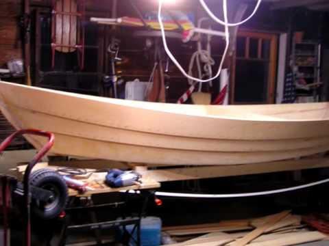 Wooden Boat Building "Lilly-W" - YouTube