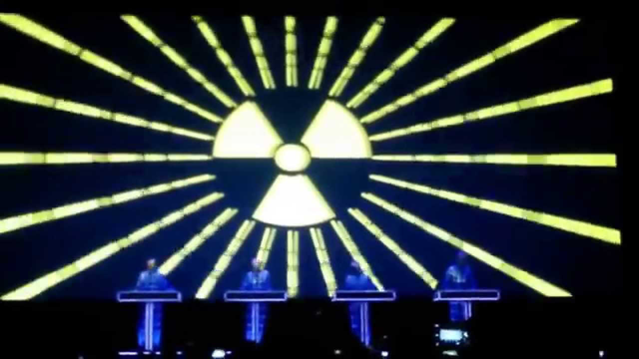 Kraftwerk - Minimum-Maximum Kraftwerk - Minimum-Maximum