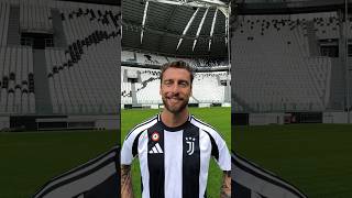 Marchisio served as usual with new Juventus jersey 🤍🖤??