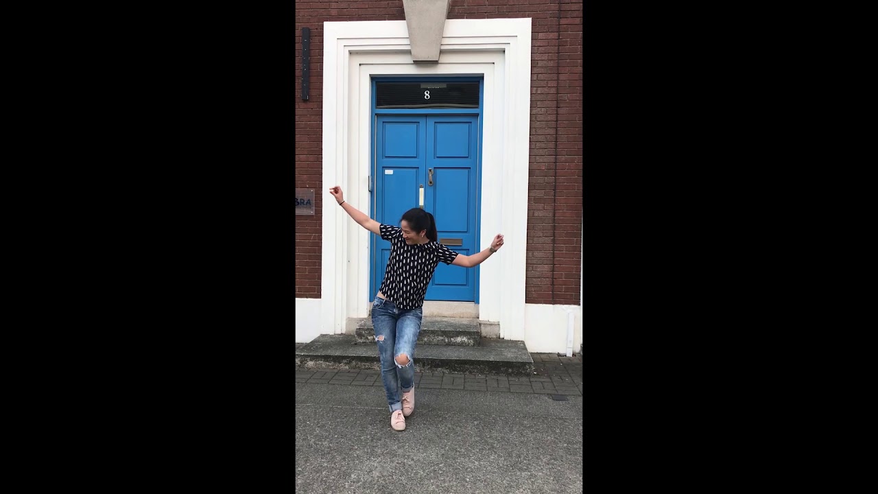 Scharfe Nachbarin Bittet Die 3 Jungs Von Nebenan Zum Heissen Fick. Young Girl Neighbor Ordered 3 Guys To Fuck Fun Boy From Next Door Neighbor Ordered 3 Guys And Lets Fuck Horny.