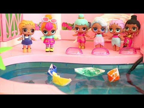 Boat Race at the Swimming Pool ! Toys and Dolls Fun with LOL Surprise Babies | SWTAD