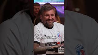 Мы поженили на сцене уже около 200 пар и у всех своя история.