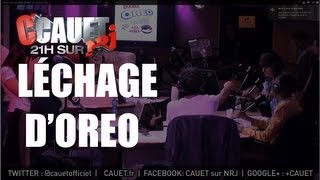 Concours de léchage d'Oréo dans l'équipe! - C'Cauet sur NRJ