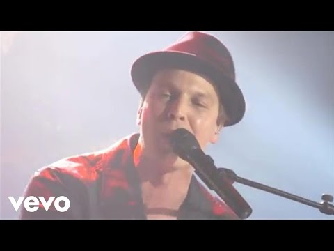 Gavin DeGraw - In Love With a Girl (AOL Music Sessions)