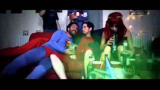 Esto pasa cuando los superhéroes se van de fiesta - The Superheroes Hangover