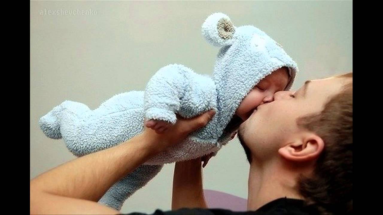 Дети и у них в руках поздравления картинки Дети и у них в руках поздравления картинки