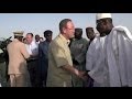 Jim Yong Kim (au fond à gauche) et Ban Ki-moon (à droite) en visite dans la région du Sahel
