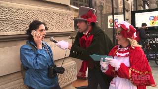 Christmas Caroling w/ Amy Poehler & Billy Eichner in NYC - Billy on the Street