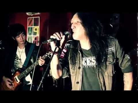 Download EXENTRIX feat ROY JECONIAH & JOHN PAUL IVAN - Seduluran Sampek Matek ( Official Music Video )