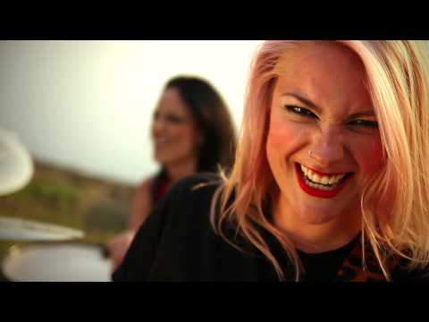 DOROTHY - Amikor a kettő-négy