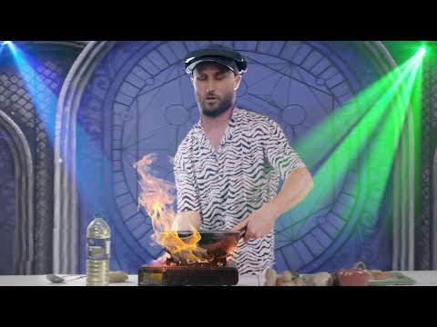 DJ FISHER COOKING ON TOMORROWLAND MAIN STAGE (CURLYKID)