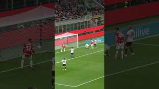Mike Maignan: Always coming in clutch 🧤? | #Shorts