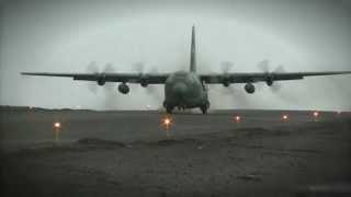 Vídeo produzido pelo Centro de Comunicação Social da Aeronáutica mostra a aeronave C-130 Hércules do 1º/1º GT em operação no continente Antártico no apoio ao PROANTAR. Imagens vibrantes exemplificam toda a perícia da tripulação envolvida na missão.