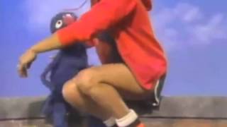 Daft Punk - Get Lucky ft. Pharrell Williams (Sesame Street Version)