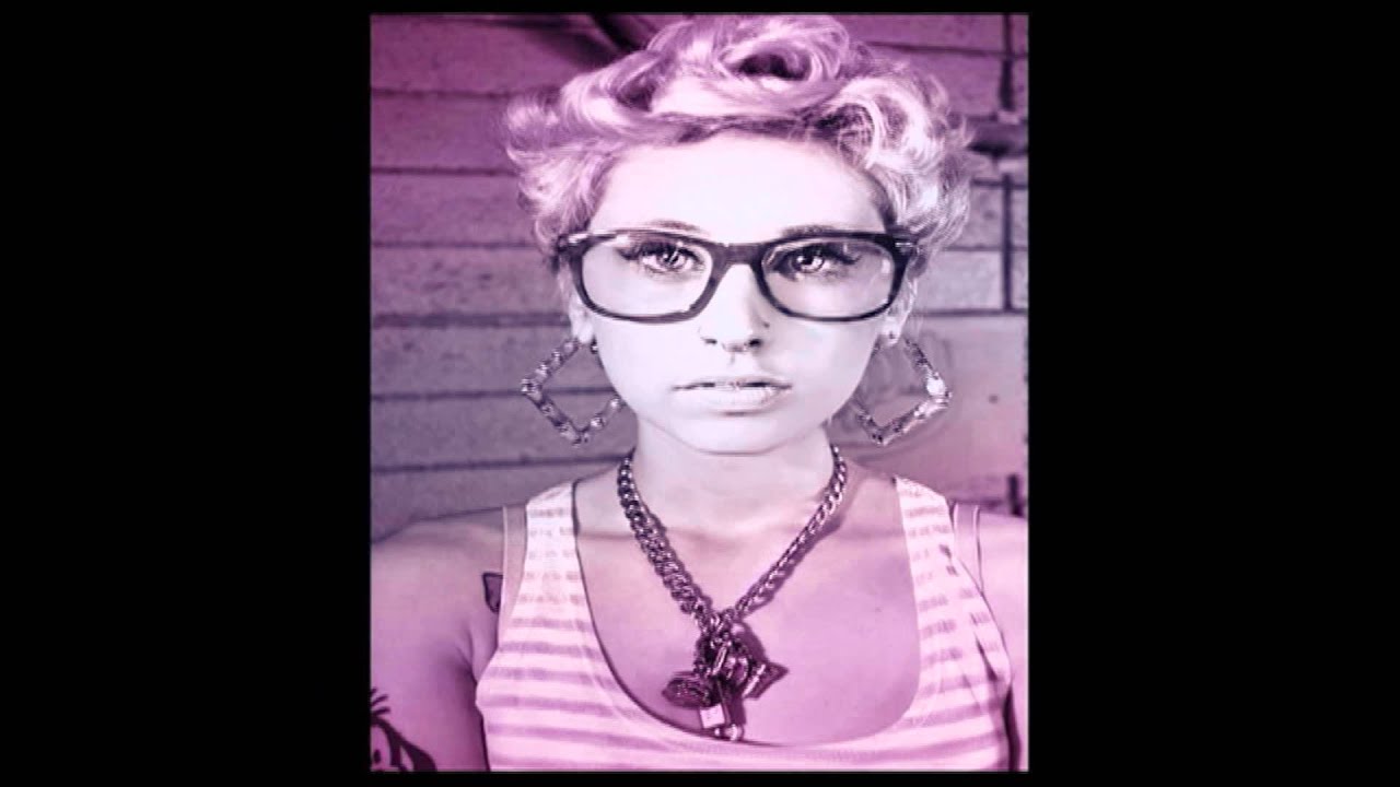 Kreayshawn - Gucci Gucci - [1080p HD] *FREE DOWNLOAD* - YouTube