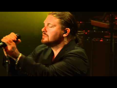 Shinedown: Somewhere In The Stratosphere ? Madness Live From Washington