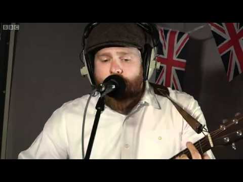 Alex Clare Too Close BBC Radio 1 Live Lounge 2012 - YouTube