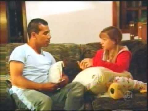 O fantasma da menina ANNA – Pegadinhas Silvio Santos – Videos engraçados 2013 O fantasma da menina ANNA – Pegadinhas Silvio Santos – Videos engraçados 2013