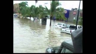 Raw: Twin Storms Devastate Mexico