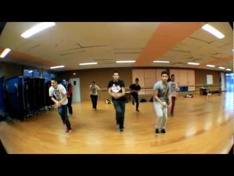 Voici la nouvelle vidéo du moment ! Pour la promotion de notre spectacle ce Samedi 10 mars 2012- 20h30 à Cap Périaz - Seynod (A 5 min d'Annecy), nous avons décidé de vous présenter une chorégraphie de la création. Vous êtes tous conviés à venir !
