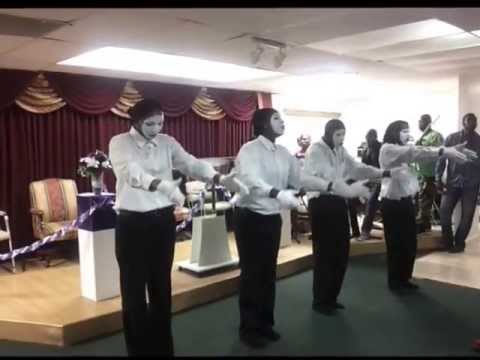 Kirk Franklin Something About the Name Jesus Mime Dance - YouTube