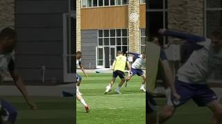Crazy assist on display during Seattle’s training 🔥? #IMInter #Shorts
