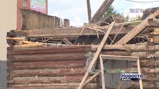 В Бердске сносят горевший барак на Первомайской