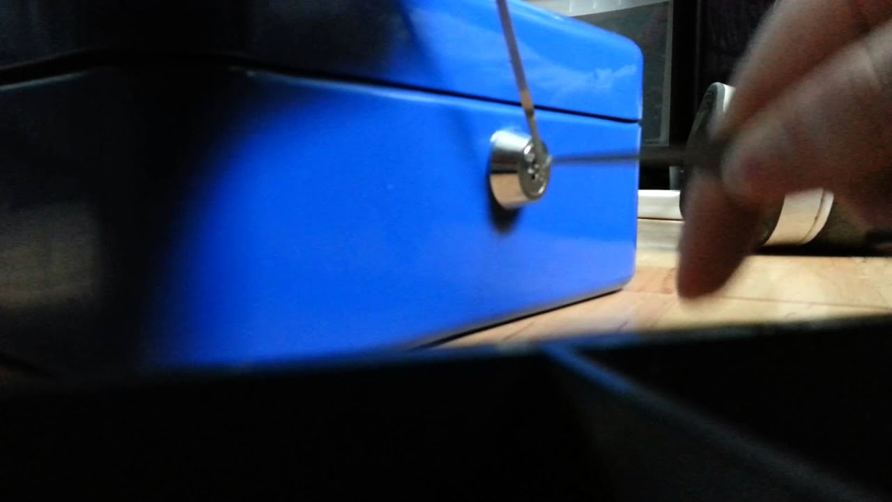 Pick Locking A Cash Box YouTube