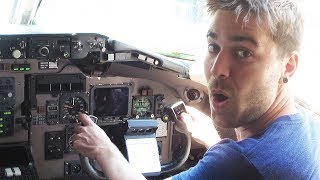 I'M FLYING THE PLANE!!!