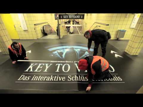 WallDecaux: Mercedes Key To Viano Campaign