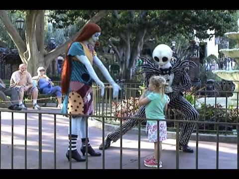 ... Disneyland Meet and Greet Halloween - Nightmare Before Christmas