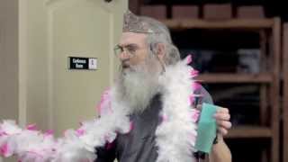 #birthdayfail: Jase Robertson forgets Uncle Si's Hallmark card