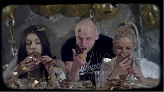 Flint - Przyjaciółki, koleżanki, kumpele (prod. EsDwa, wstęp i pianinko: Barthvader)