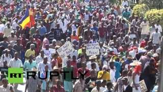 Столкновения между полицией и демонстрантами у посольства США на Гаити