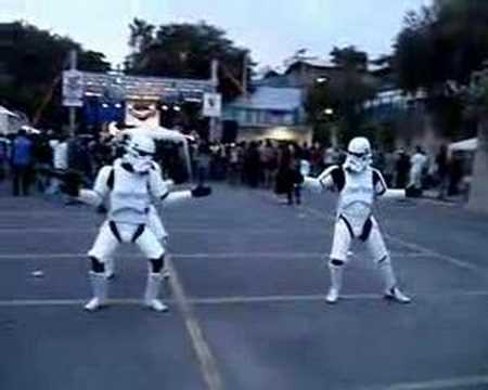 star trooper try not to laugh